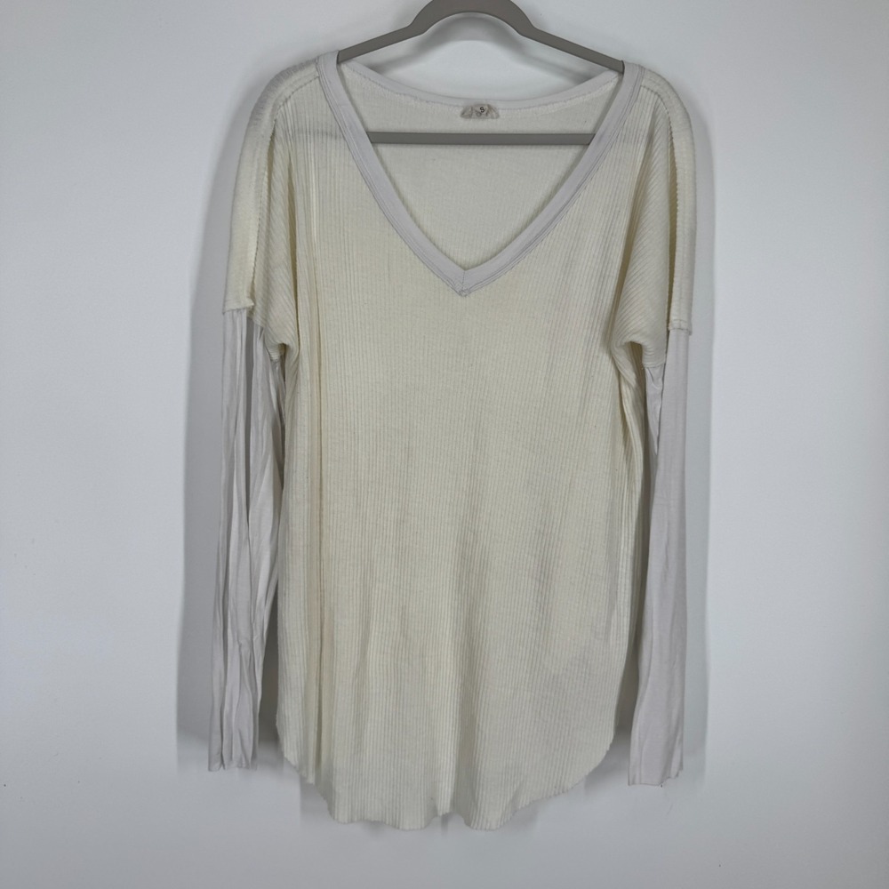 POL Blouse Womens Small Cream White Ribbed V Neck Long Sleeve Tunic Top Stretch